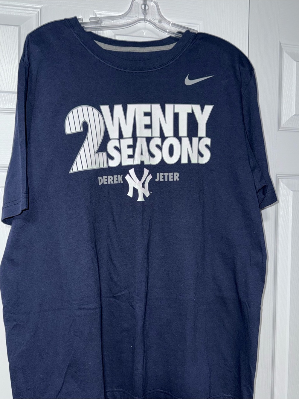 New Nike Yankees Derek Jeter Tshirt Size XL